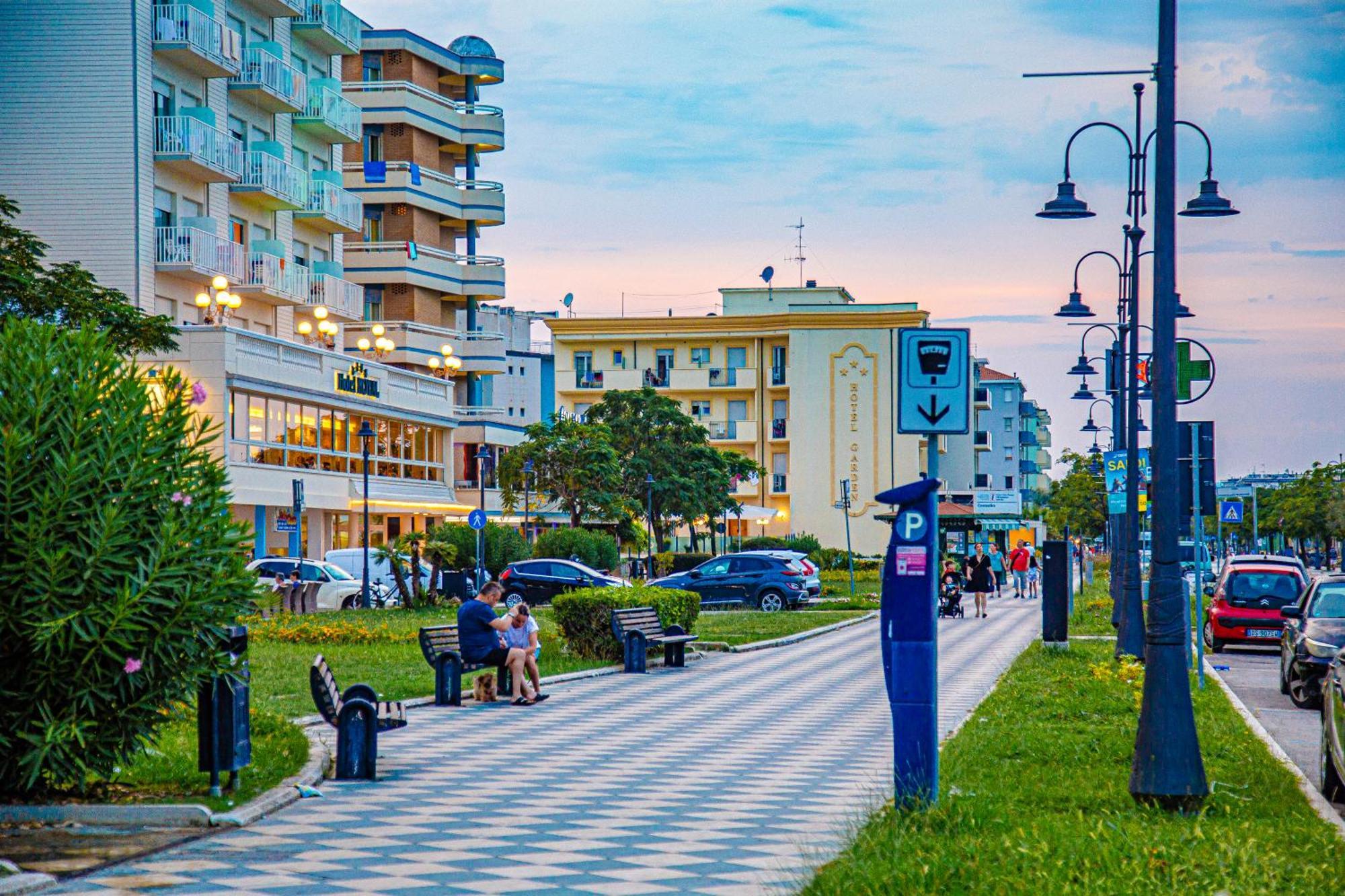 Hotel Luca Valverde  Eksteriør billede