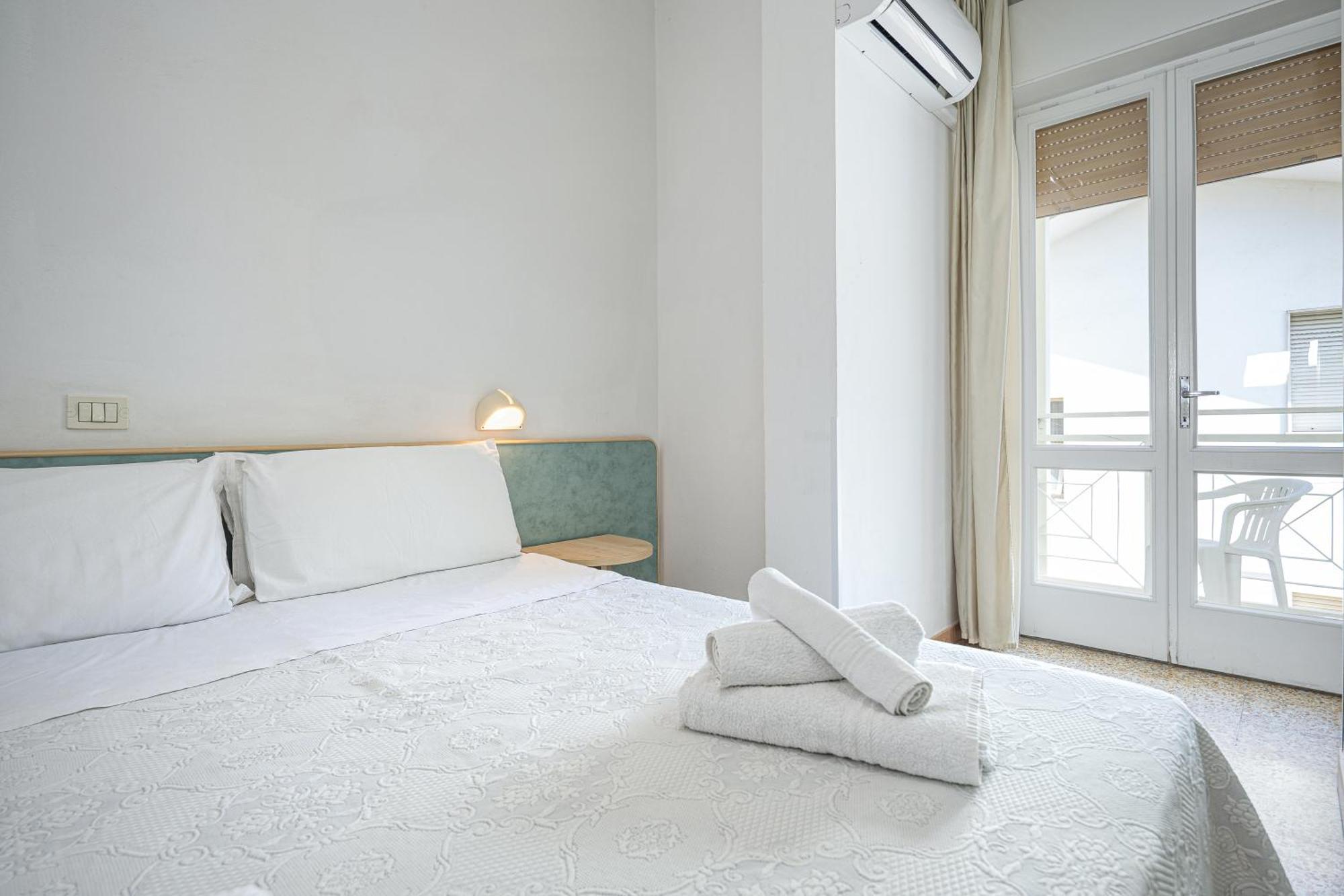 Hotel Luca Valverde  Eksteriør billede