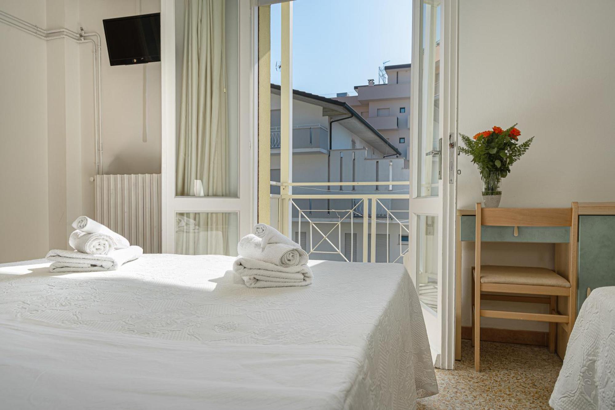 Hotel Luca Valverde  Eksteriør billede
