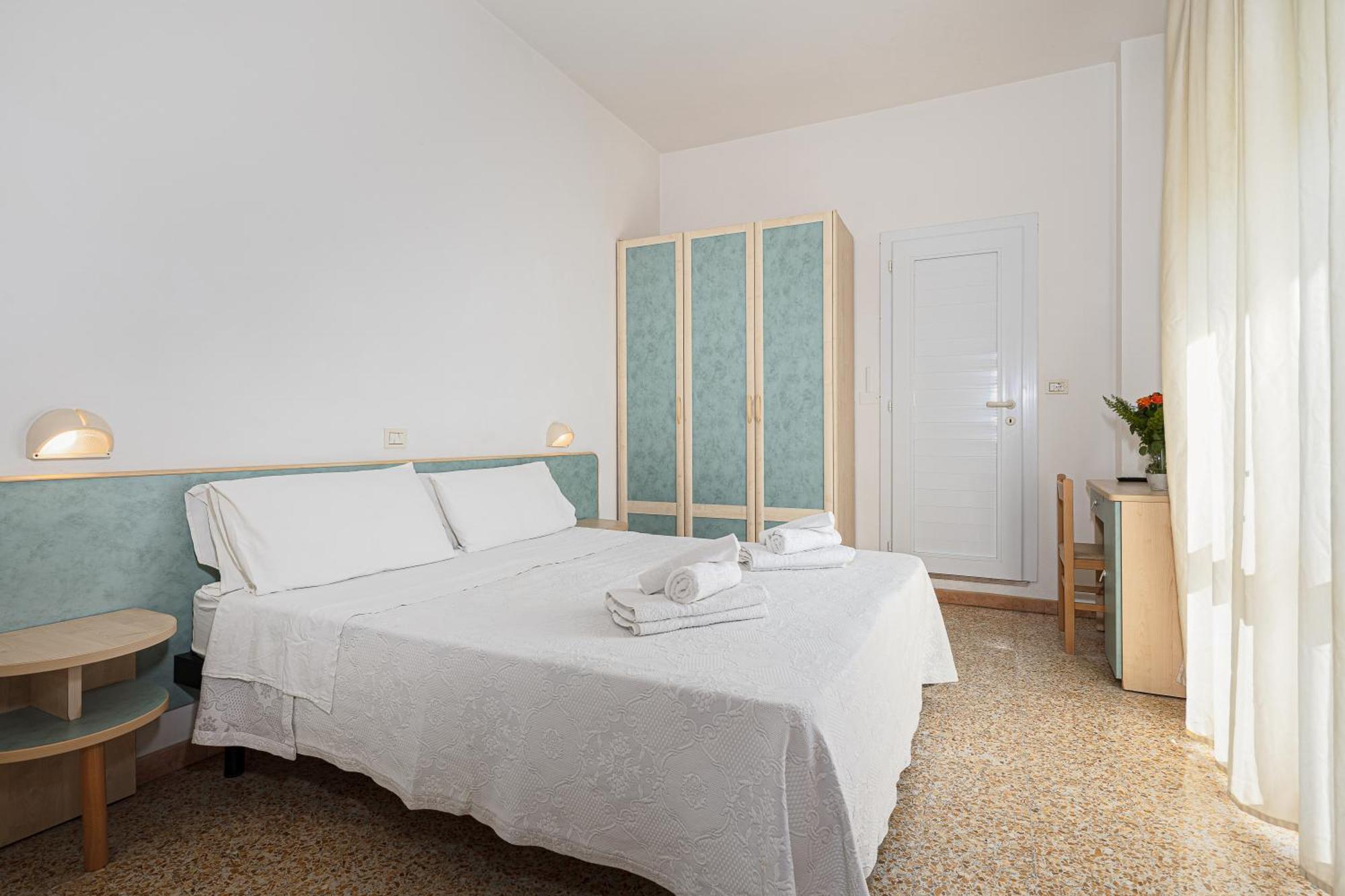 Hotel Luca Valverde  Eksteriør billede